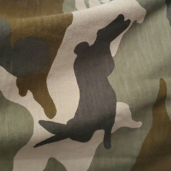 Madewell Cottontail Camo Cropped Tee - Picture 9 of 9